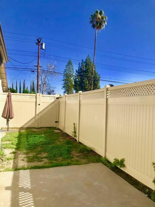 Private Modern Guesthouse With Backyard Los Angeles Eksteriør bilde